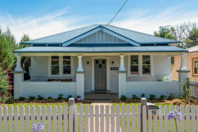 Sunny Federation Charm in Central Mudgee at Bunbinya